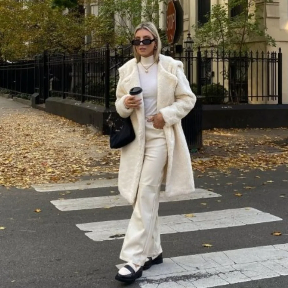 🆕️faux shearling coat🤩 - Picture 3 of 3